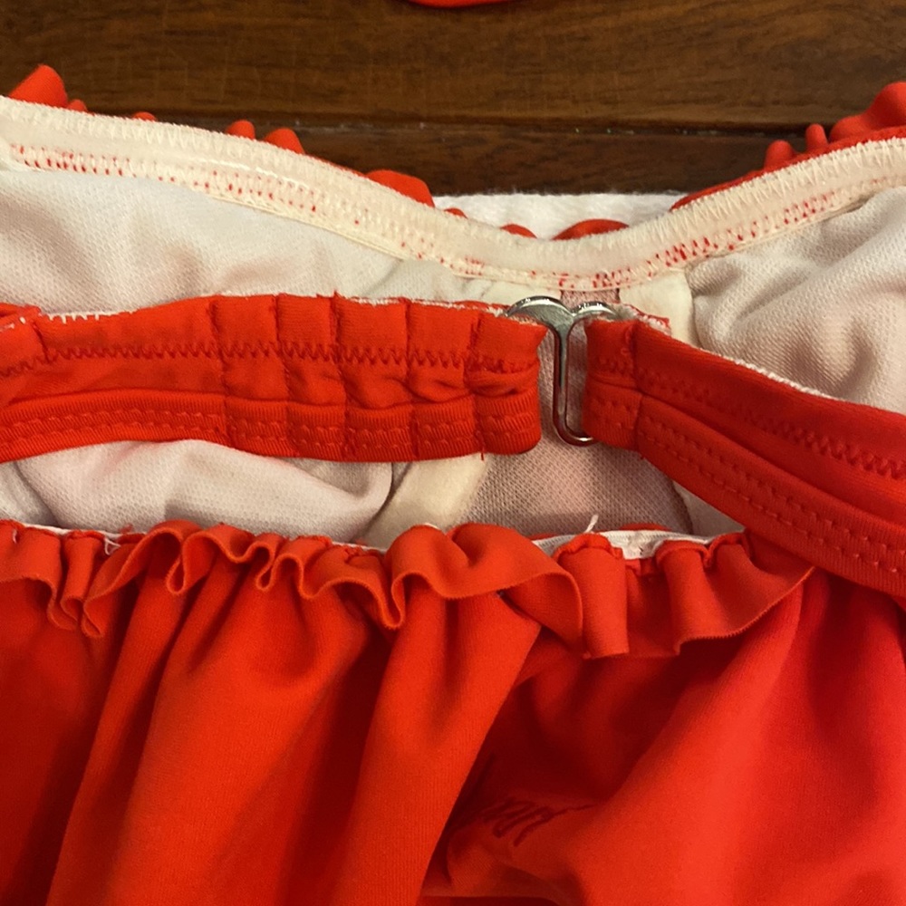 Hapari Bright Red Ruffle Off-Shoulder Bikini - Picture 4 of 7
